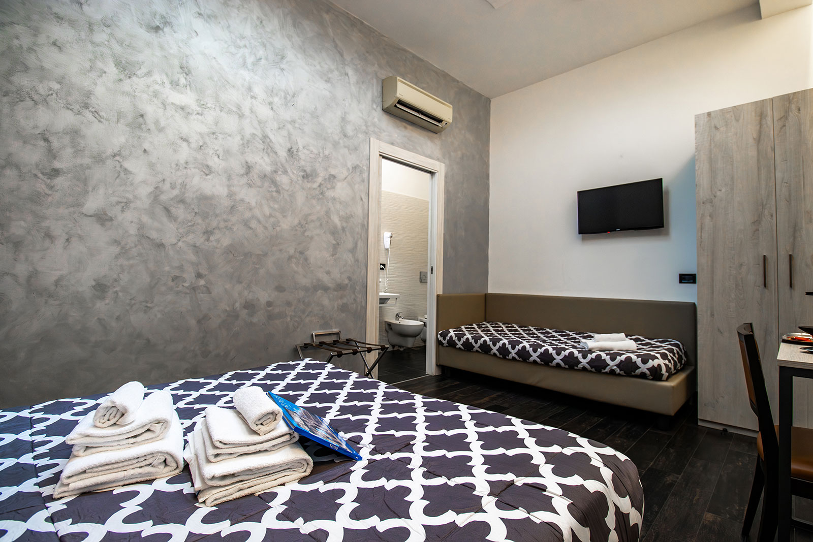 Borgo Pio Suite Inn